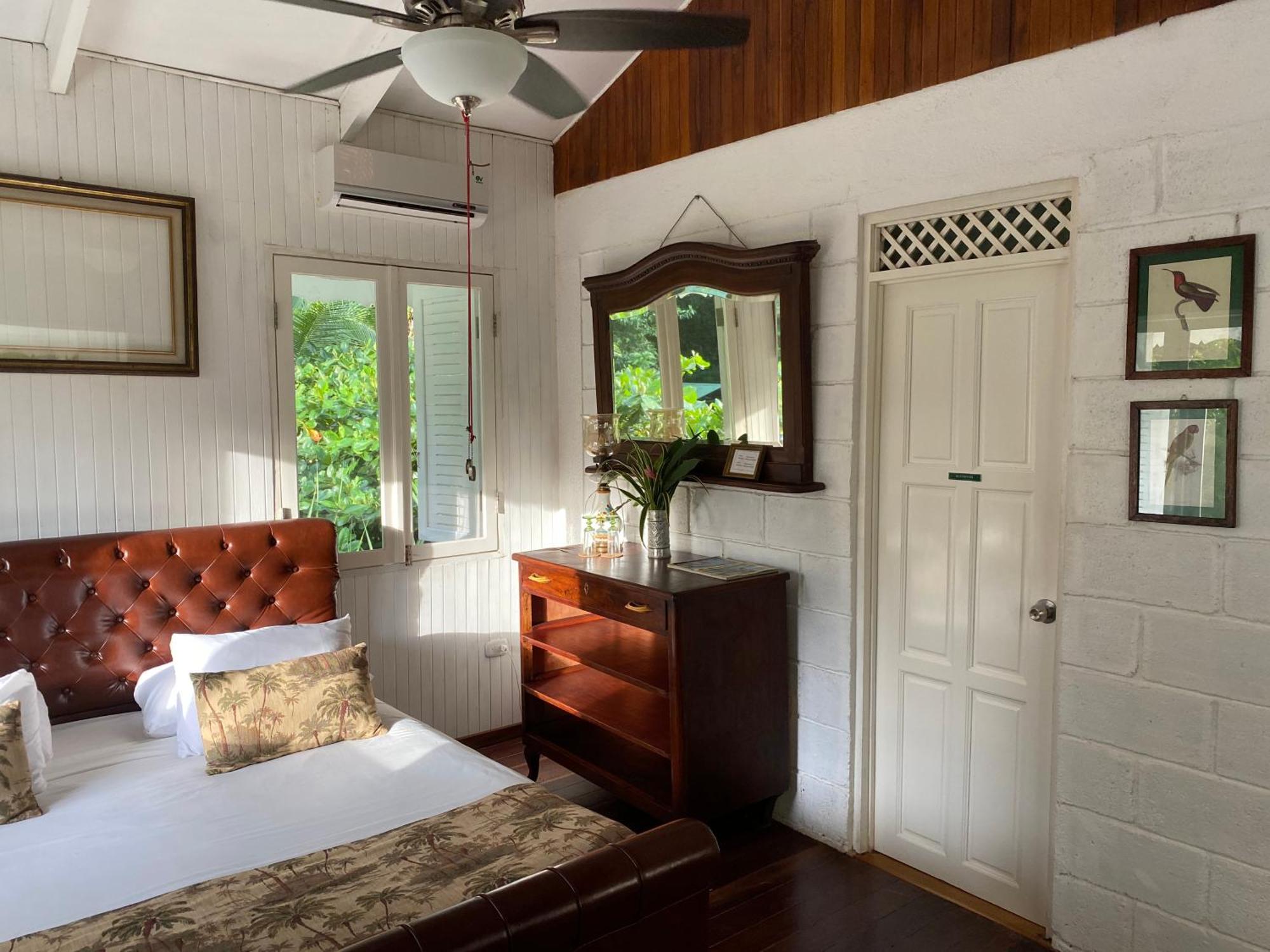 Colina Secreta - Glamping And Villas Puerto Viejo de Talamanca Eksteriør billede
